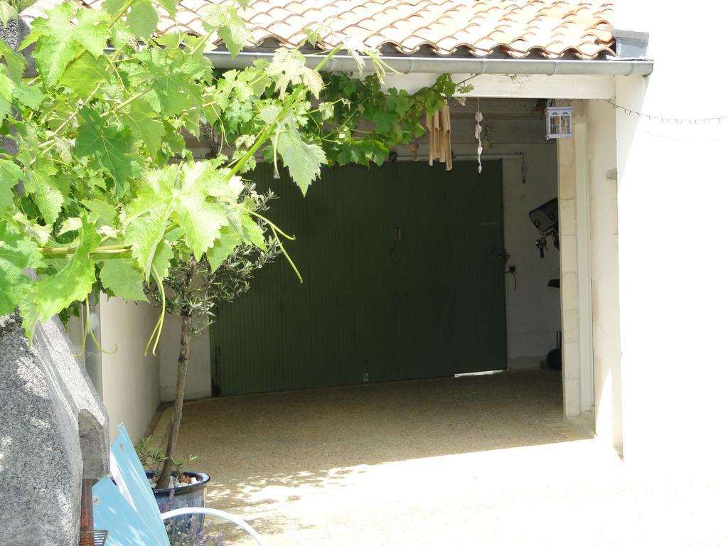 La Petite Maison Sur L'Ile De Re La Flotte Exterior photo